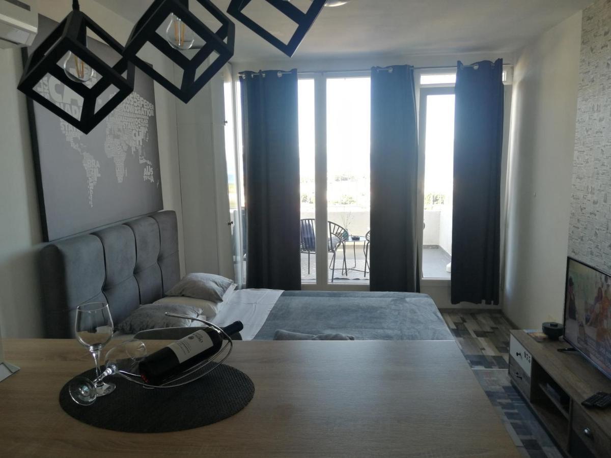 Studio Apartment Lanterna Задар Екстер'єр фото